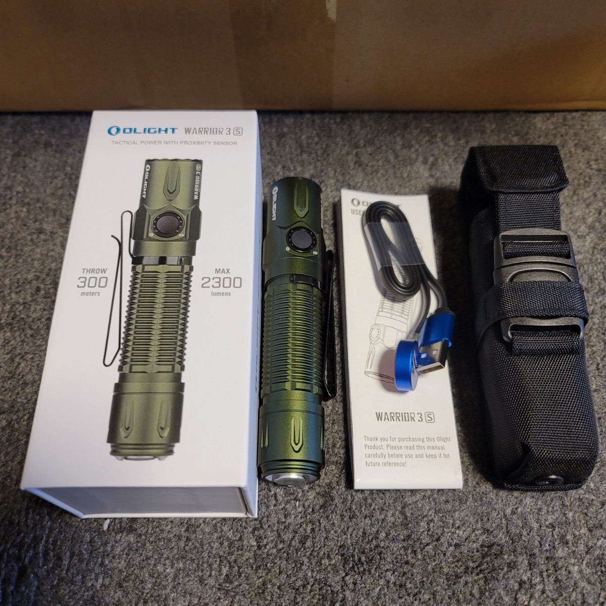 OLIGHT(オーライト) WARRIOR 3S 懐中電灯 2300ルーメン タクティカル