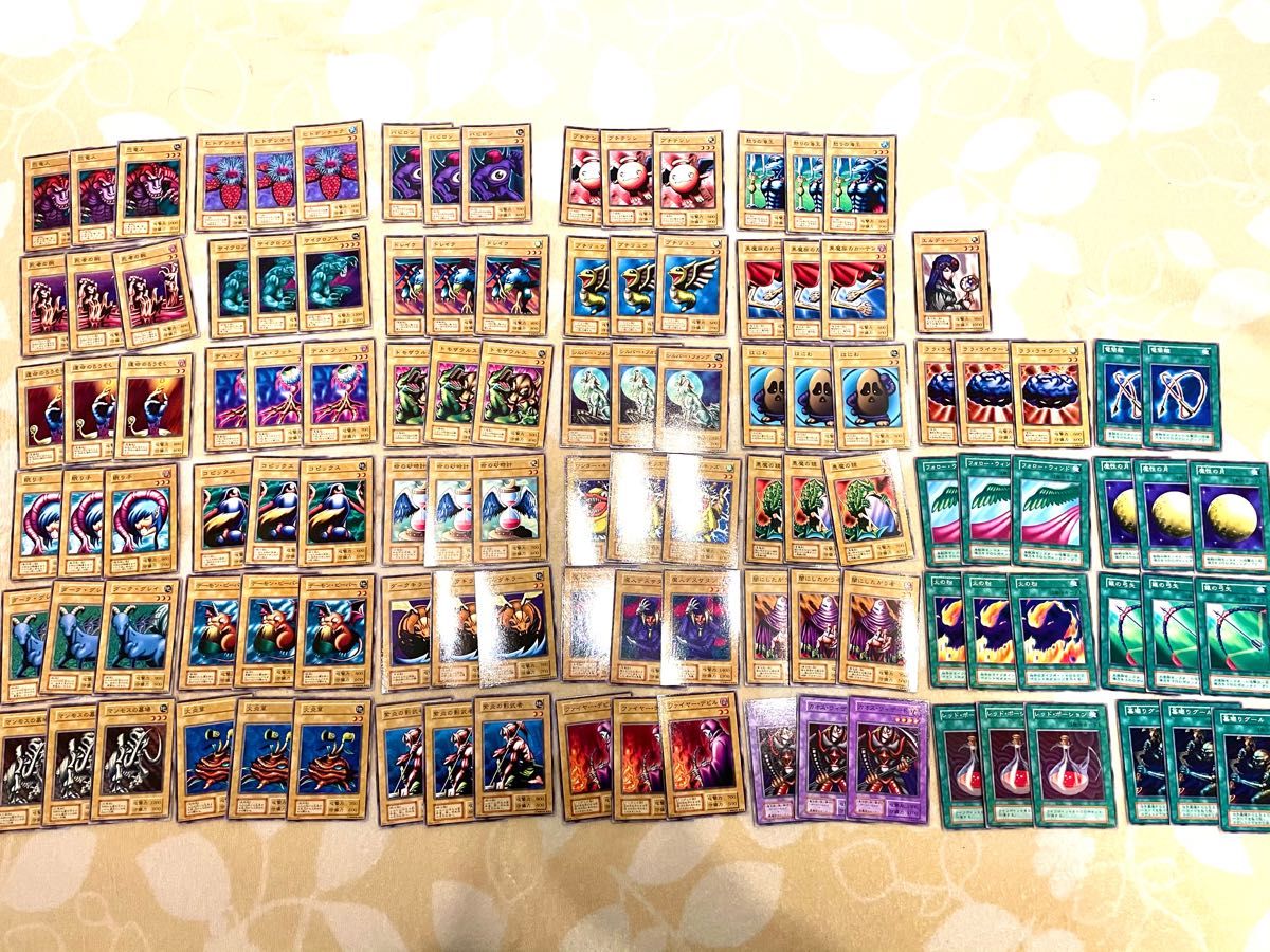 【希少】遊戯王 初期ノーマルカード まとめ売り 100枚以上