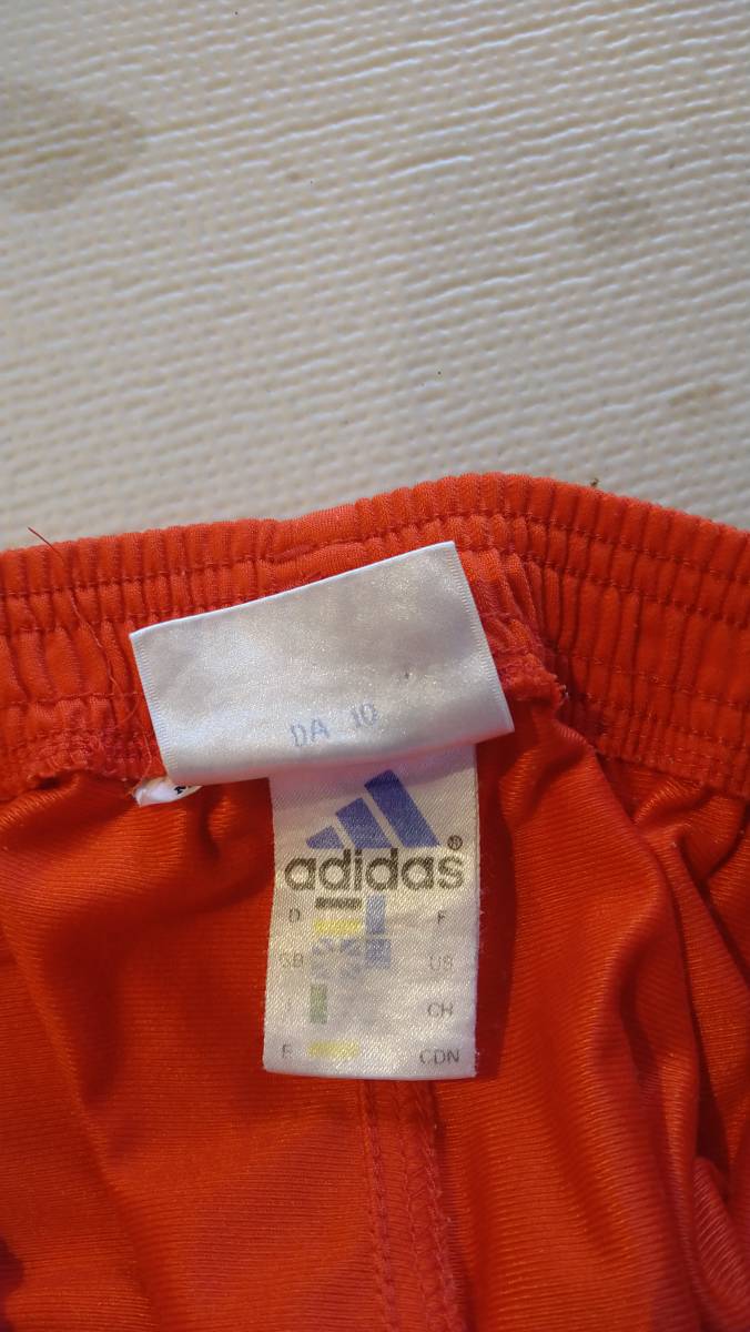 adidas ADIDAS　アディダス ハーフ ショート パンツ トレフォイル 赤 レッド　M パンツ　ジャージ　ポケット付き　オシャレ　_画像8