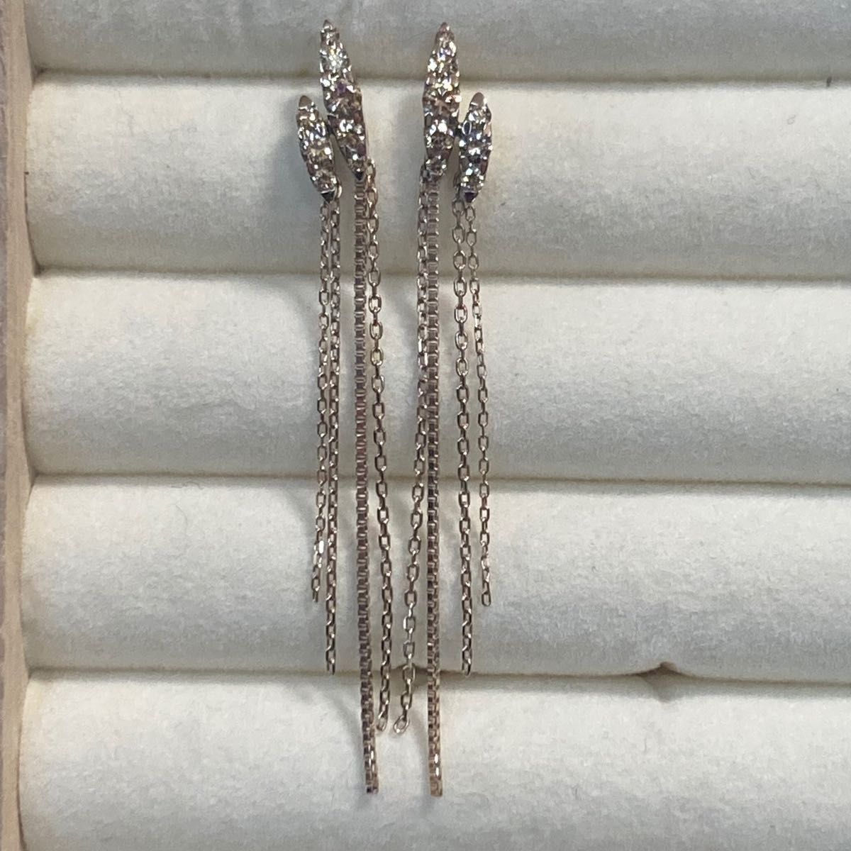 kashikeyカシケイ ネイキッド K18 BG 0 48ct ピアス フリンジ kashikeyカシケイ ネイキッド K18 BG 0 48ct ピアス フリンジ