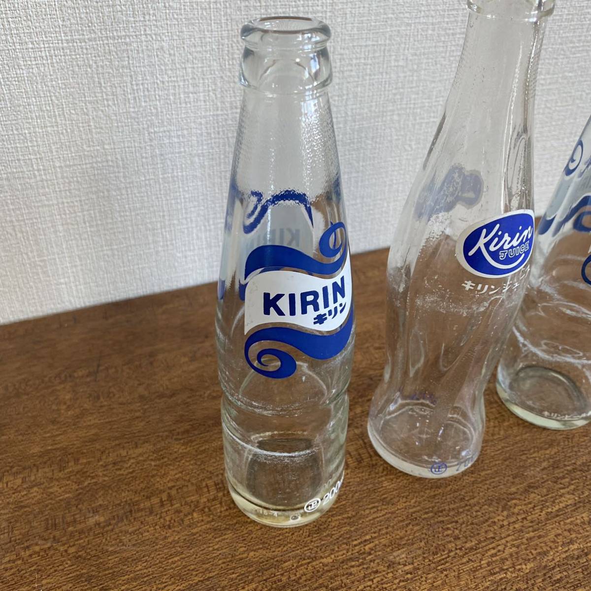 昭和レトロ KIRIN キリン ジュース ソーダ 空き瓶 3本 セット 昭和レトロ KIRIN キリン ジュース ソーダ 空き瓶 3本 セット