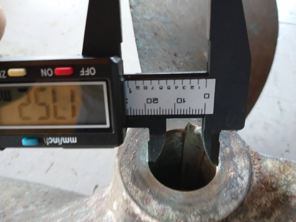☆船舶用大型スクリュープロペラ!真鍮製 直径約50cm!重量約7kg ☆船舶用大型スクリュープロペラ!真鍮製 直径約50cm!重量約7kg