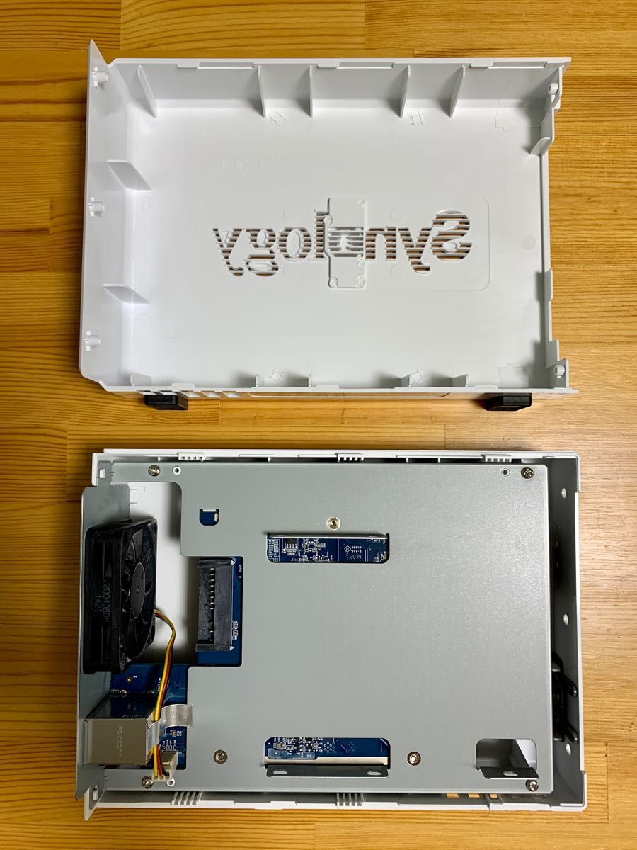 Synology DiskStation DS120j ガイドブック付き NAS|Yahoo Synology DiskStation DS120j ガイドブック付き NAS|Yahoo