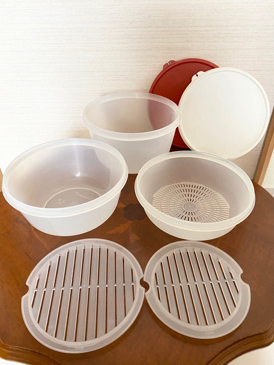 タッパーウェアのMMボール(蓋付きのボウル)セット Tupperware タッパーウェアのMMボール(蓋付きのボウル)セット Tupperware