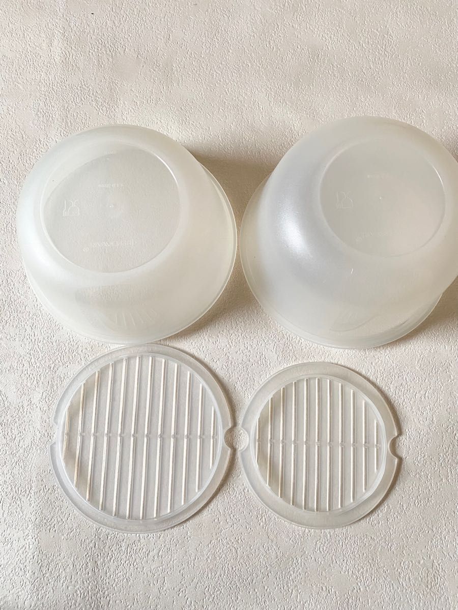 タッパーウェアのMMボール(蓋付きのボウル)セット Tupperware タッパーウェアのMMボール(蓋付きのボウル)セット Tupperware