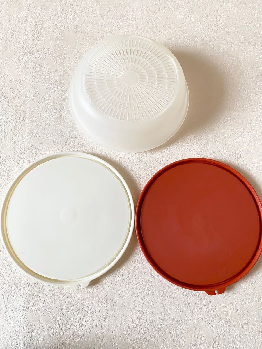 タッパーウェアのMMボール(蓋付きのボウル)セット Tupperware タッパーウェアのMMボール(蓋付きのボウル)セット Tupperware