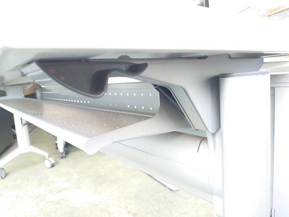 ウチダ NX スタッキングテーブル スタックテーブル 折りたたみ 会議机 ミーティングテーブル 中古オフィス家具_画像4