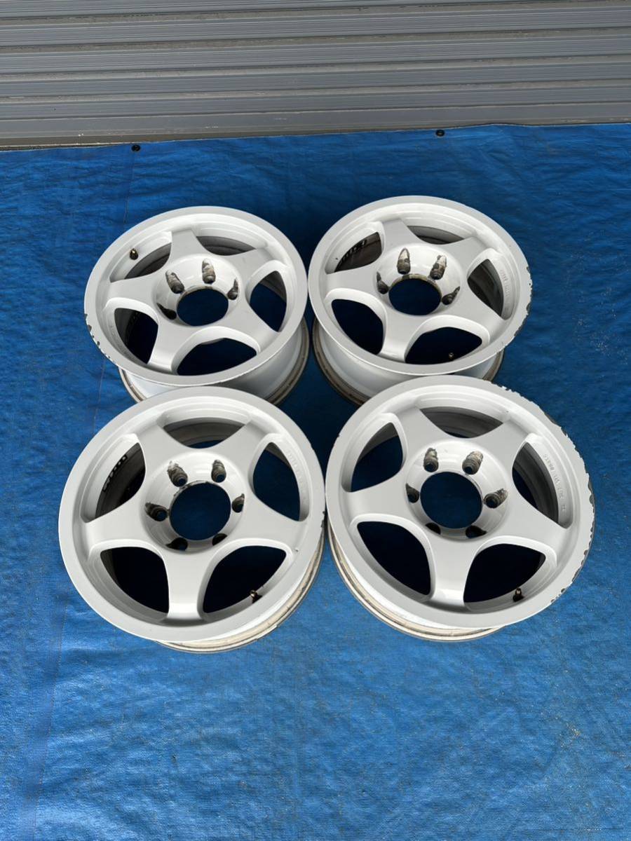 ヤフオク! - OZ RACING 16インチ 7J6穴PCD139.7オ...