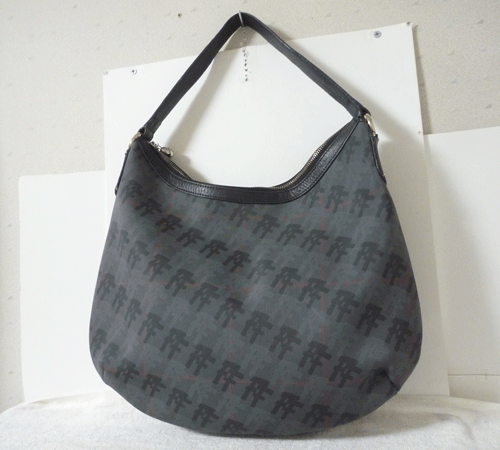  Folli Follie FolliFollie PVC leather gray gray series red FF pattern black handbag lady's with translation 