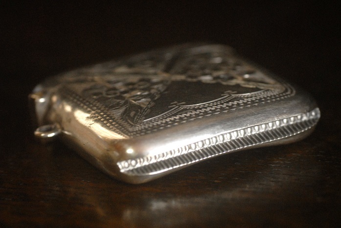  antique 1913 year original silver made, skill. wonderful Match case (n-40)[ Yu-Pack shipping free shipping ]