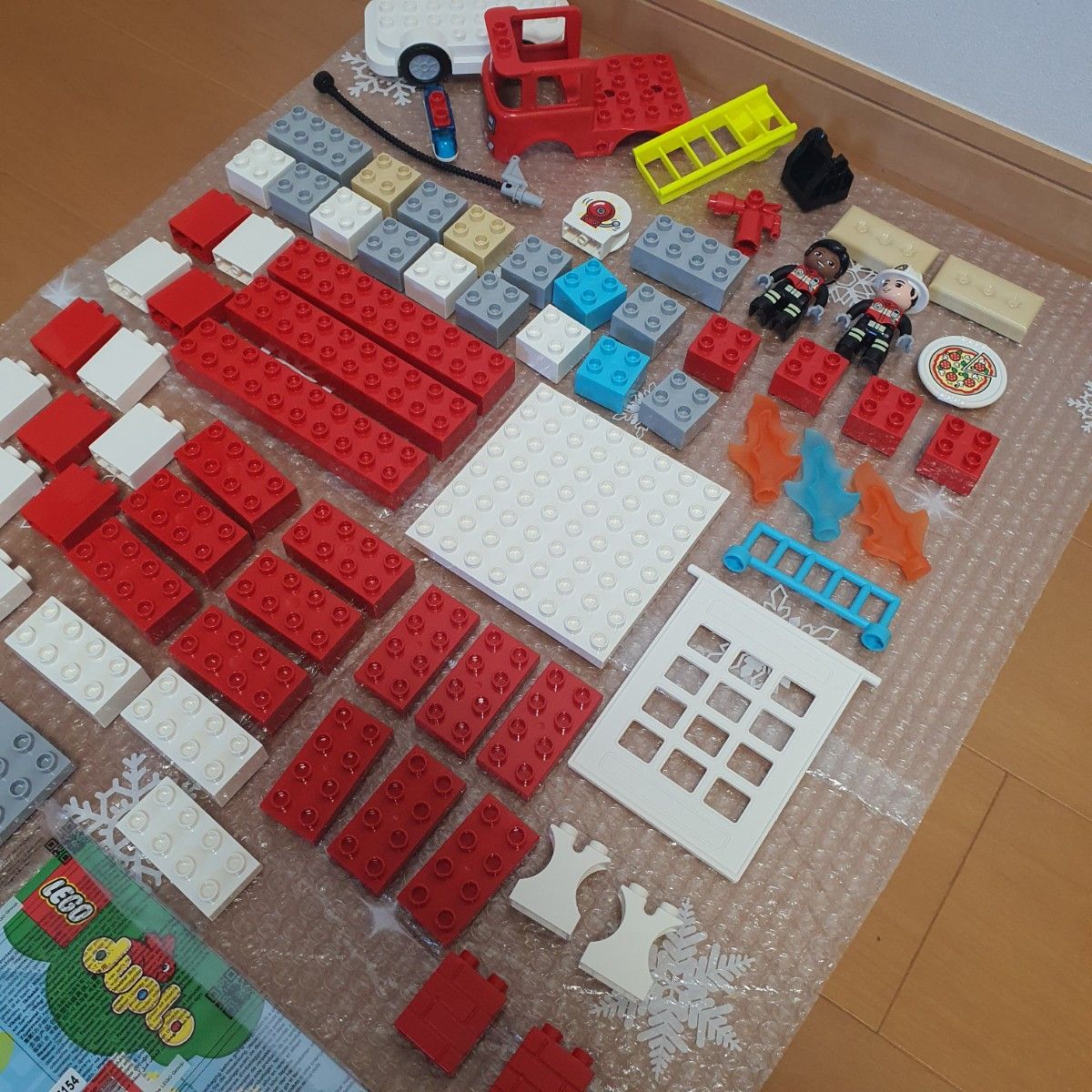 新品未使用パーツおまとめ レゴ デュプロ LEGO Duplo 10970 の一部消防署 消防車 消防士