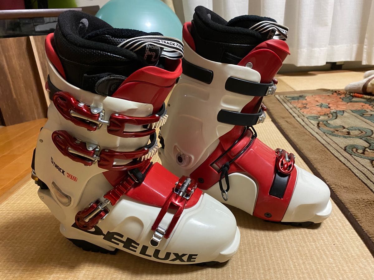 deeluxe track700 ダンパー仕様 スノーボードハードブーツ deeluxe track700 ダンパー仕様 スノーボードハードブーツ