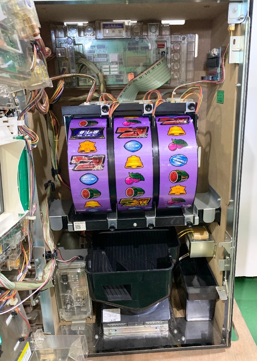 パチンコ実機 P戦姫絶唱シンフォギア2S 家庭用電源 非循環仕様 玉あり