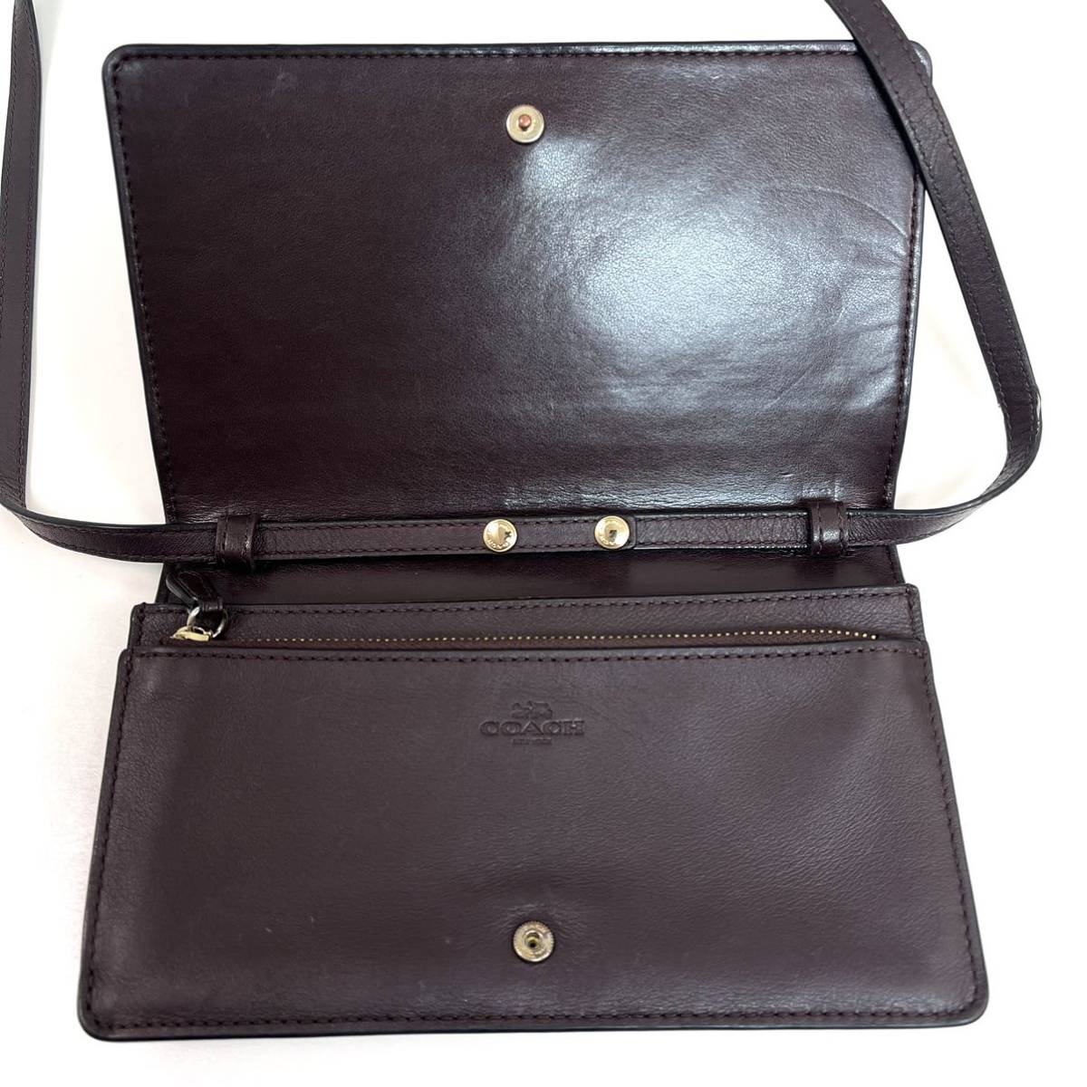 COACH コーチ エンボス加工 シグネチャー ウォレット ショルダー COACH コーチ エンボス加工 シグネチャー ウォレット ショルダー