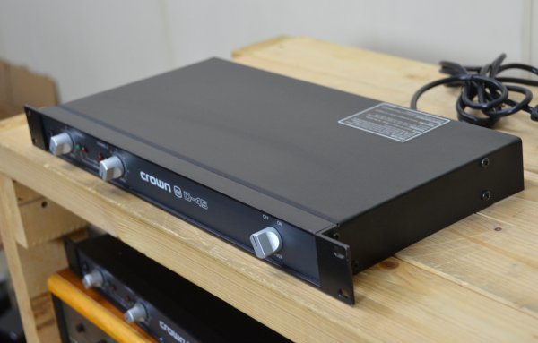  Crown CROWN D45 power amplifier Studio amplifier name machine 