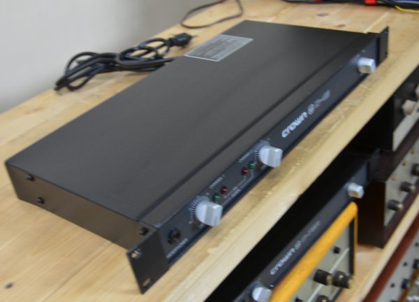  Crown CROWN D45 power amplifier Studio amplifier name machine 