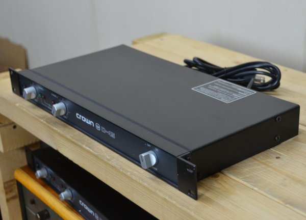 CROWN D45 power amplifier Studio amplifier name machine beautiful goods 