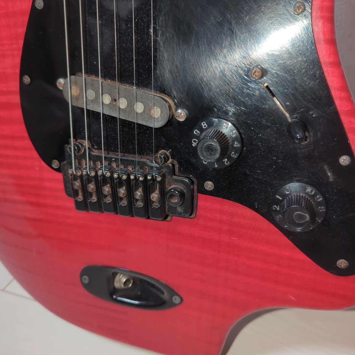 ESP フルオーダーメイド　エレキギター　ストラトキャスター型　制作費50万　Fender ストラト YAMAHA FERNANDES ギブソン_画像6