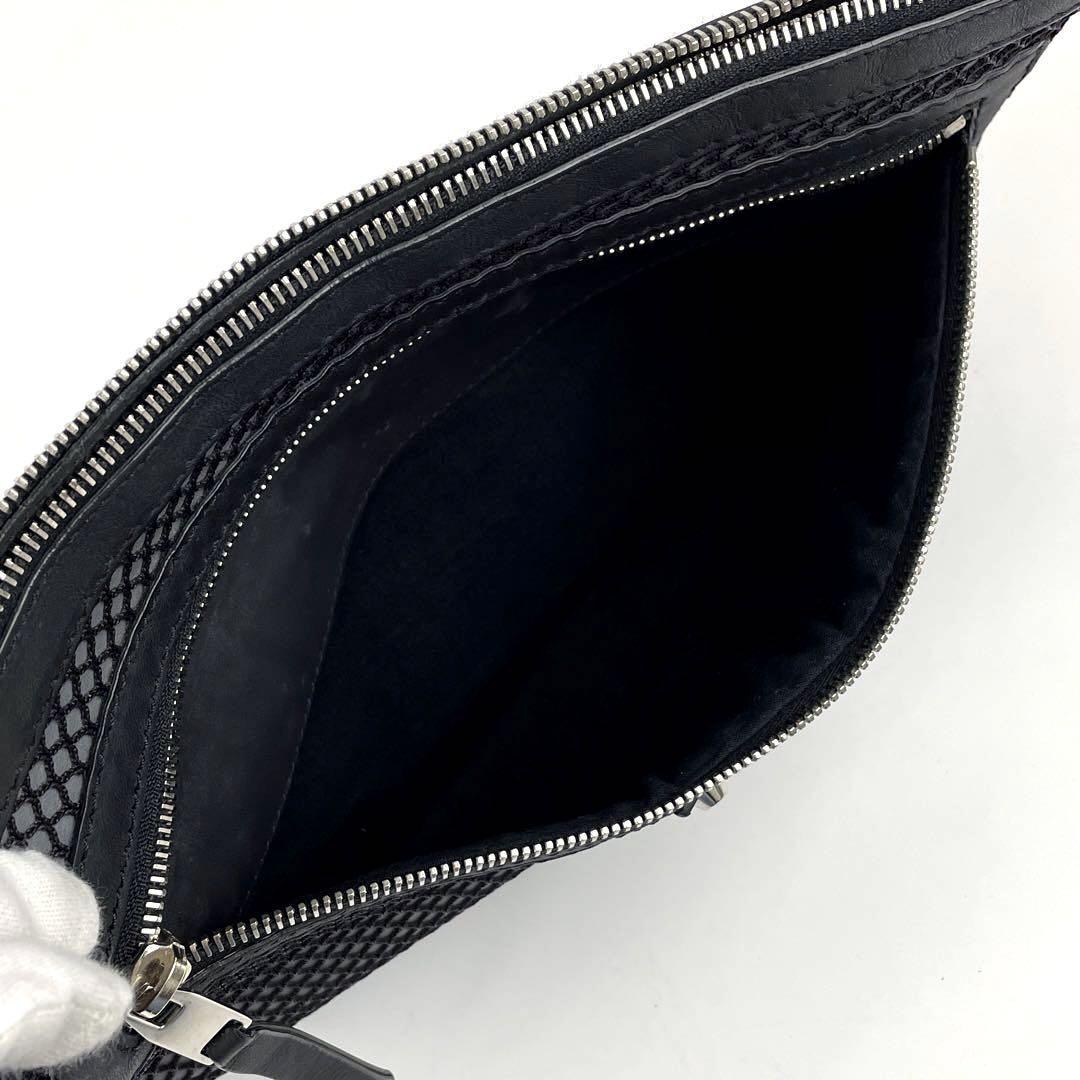 だいても 極美品□BALENCIAGA バレンシアガ クラシック クリップ M
