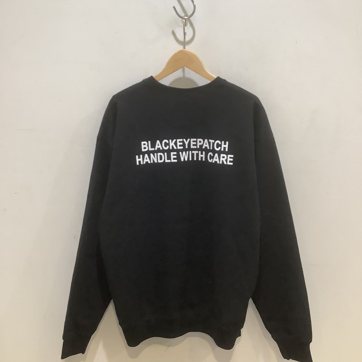 THE BLACK EYE PATCH 2023S/S ブラックアイパッチ 取扱注意 スウェット ブラック XLサイズ 599750 _画像3