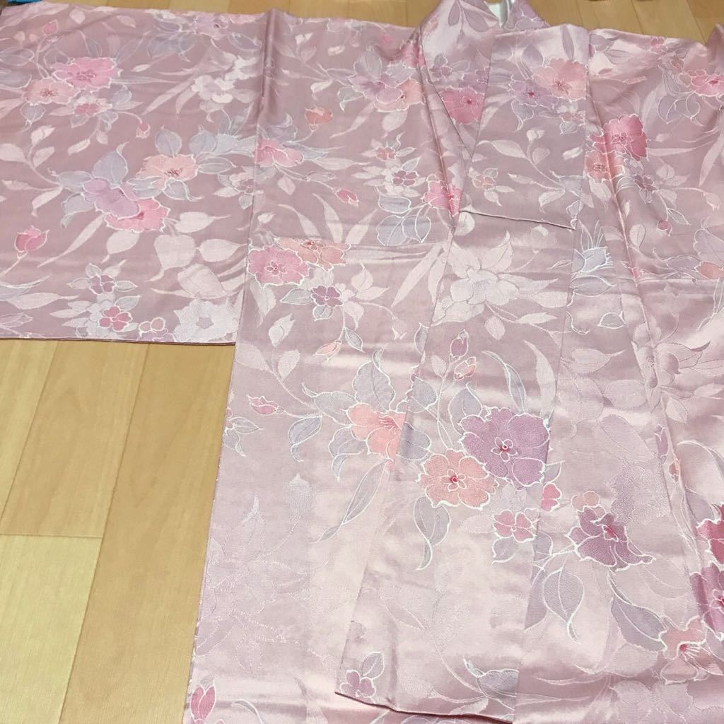 着物　レディース　女物　小紋　袷着物　あわせ　袷　仕立て上がり　合わせ　ピンク系　正絹　花柄　可愛い　a51