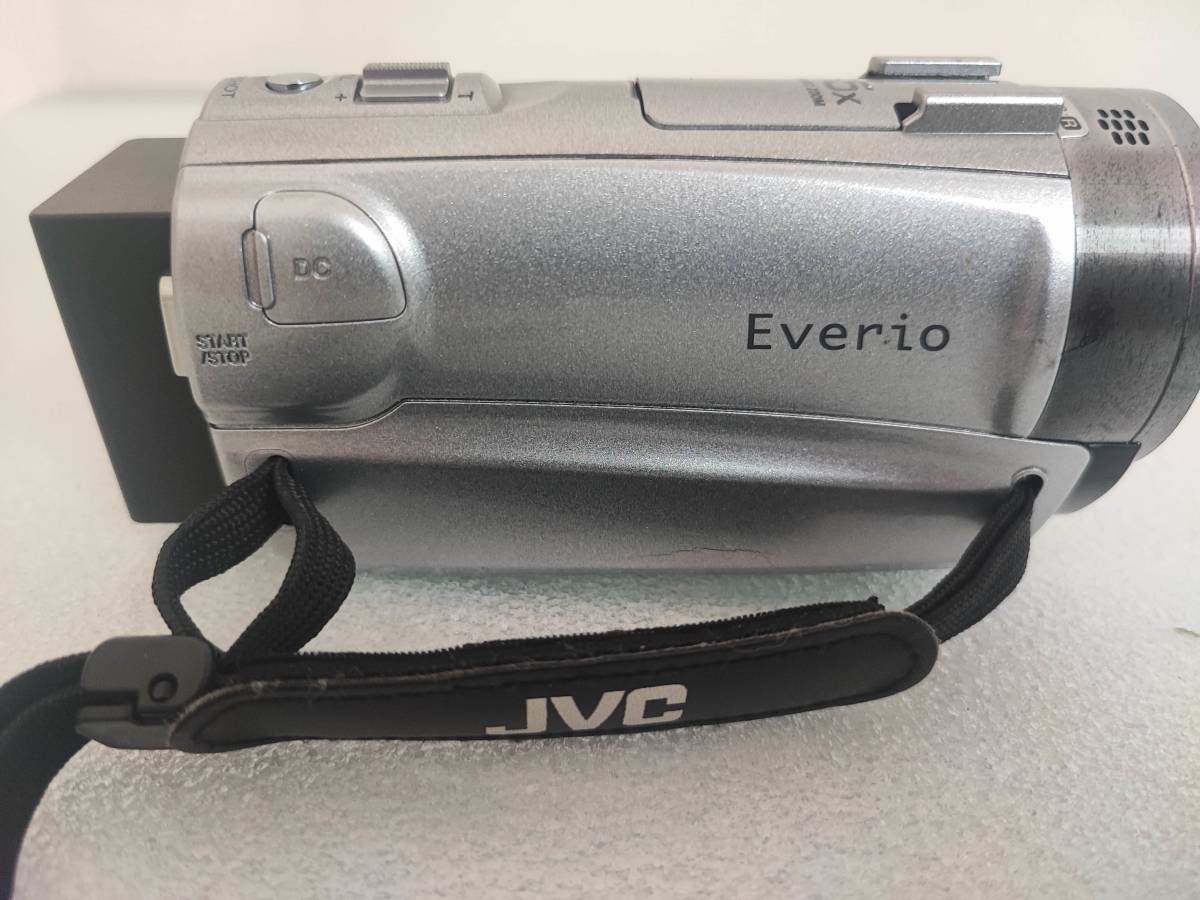JVC / Victor / ビデオカメラ / Everio / GZ-E745-S _画像5