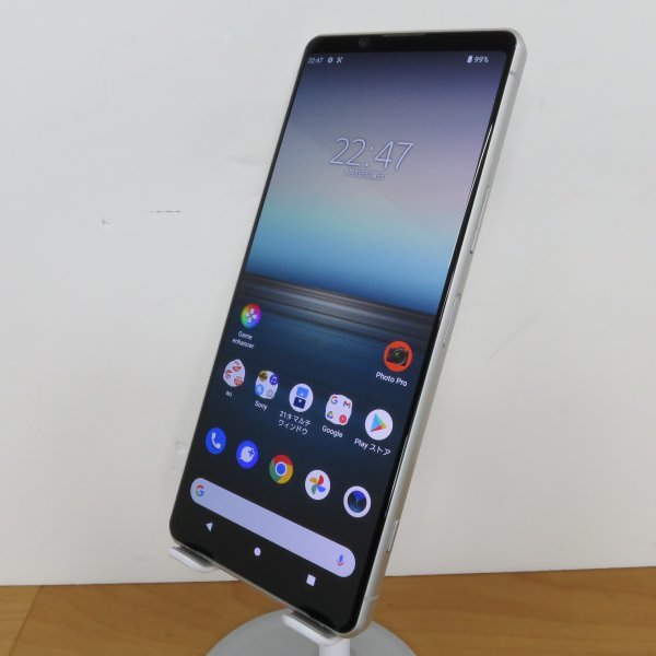 美品◆SIMフリー◆SONY Xperia 1 II ホワイト◆au◆SOG01◆エクスペリア◆SIMロック解除済み◆送料無料◆管3B1A6の画像2