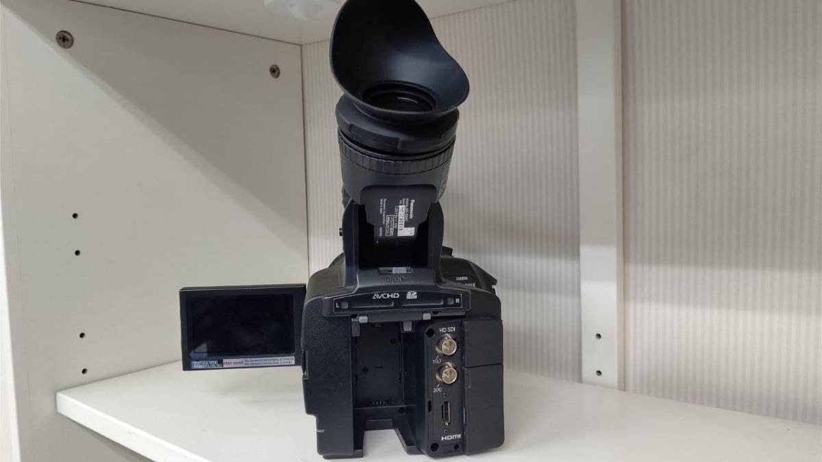人気商品】 ☆PANASONIC AG-3DA1一体型二眼式3Dカメラレコーダー(部品