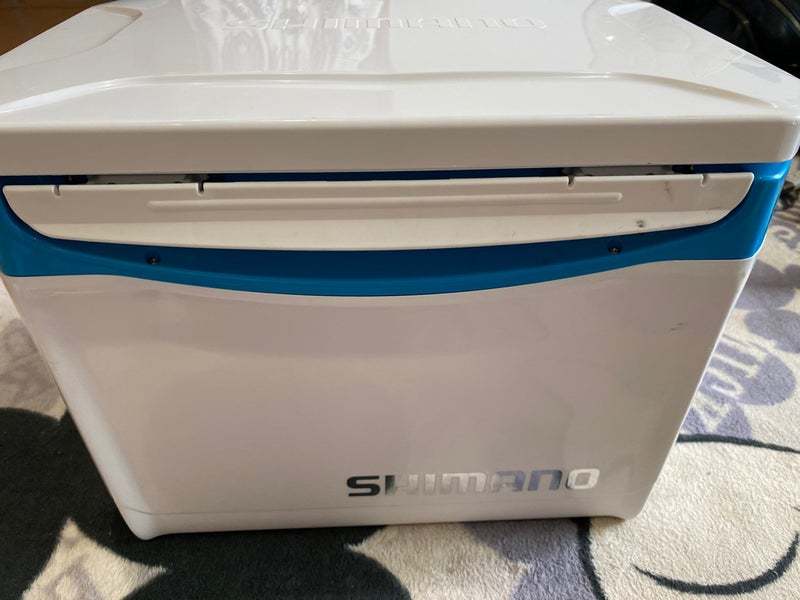 上質風合い 新品 頑丈 シマノ(SHIMANO) 15.1L ホリデー ベランピング
