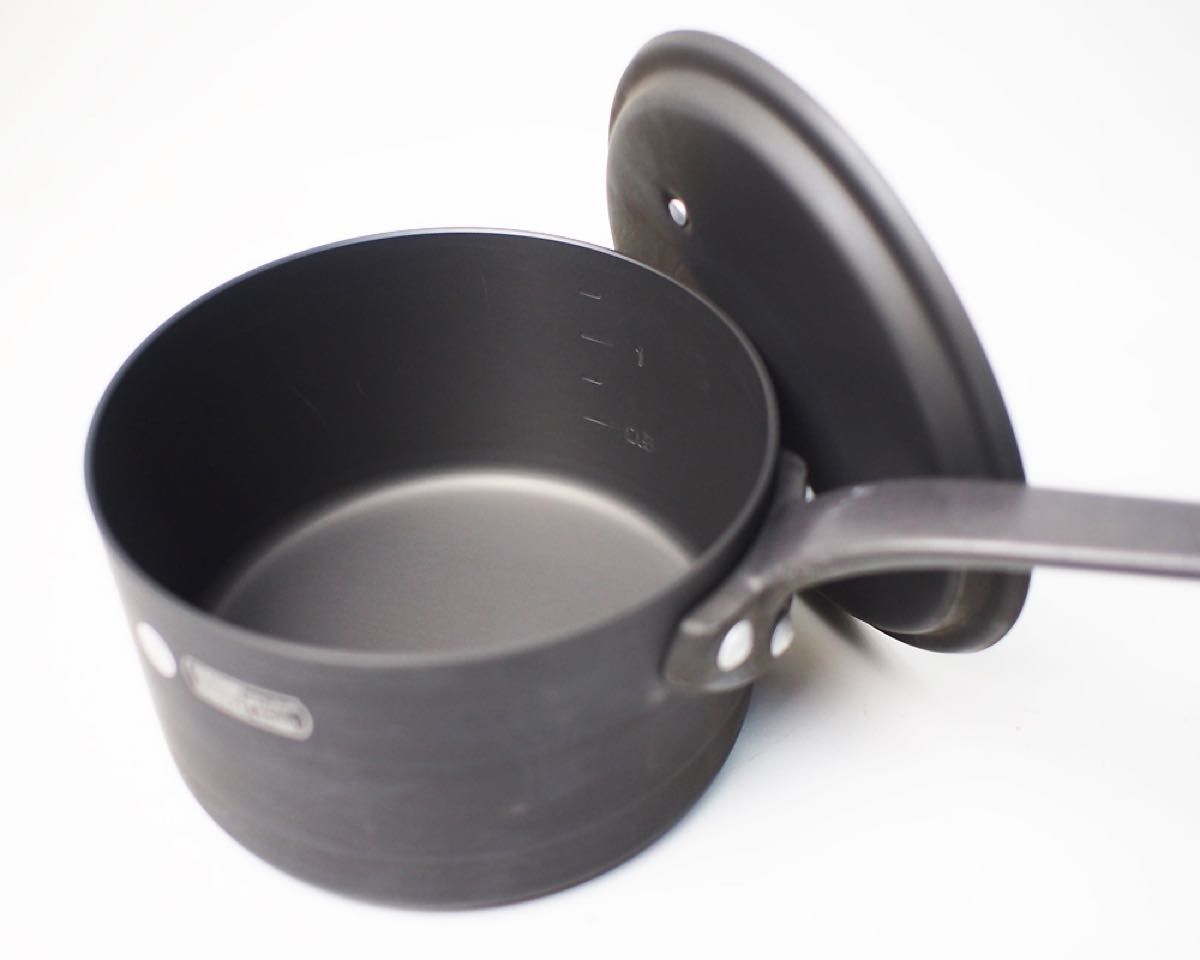 新品☆STUSSY Livin' General Store Black Saucepan by ETOETOTEATOソースパン