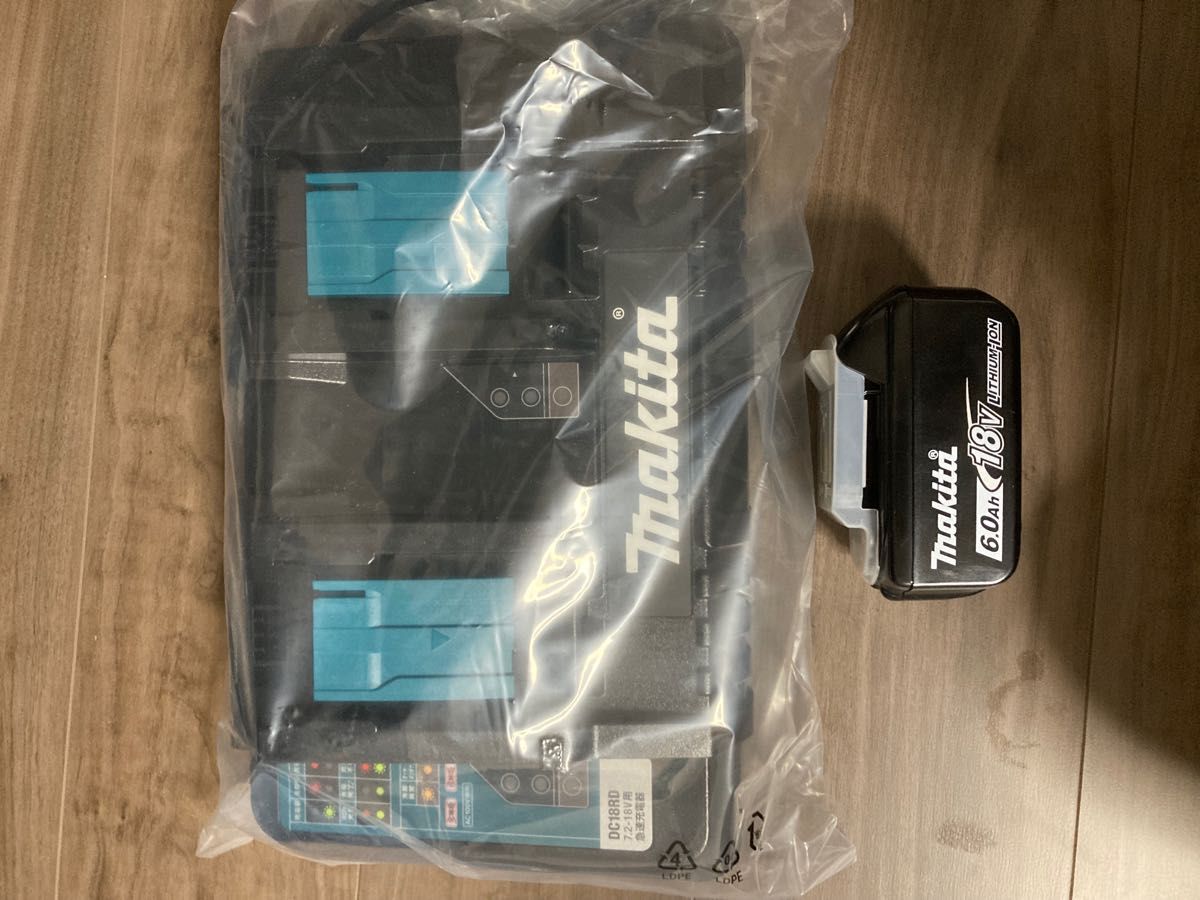 3年保証 即日出荷 新品 マキタ BL1860Bバッテリー DC18RD二口充電器