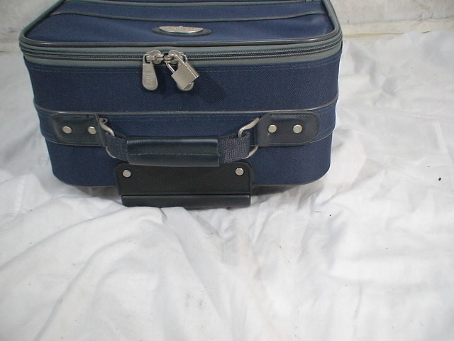 1569　MANIONI 紺色　スーツケース　キャリケース　旅行用　ビジネストラベルバック_画像5