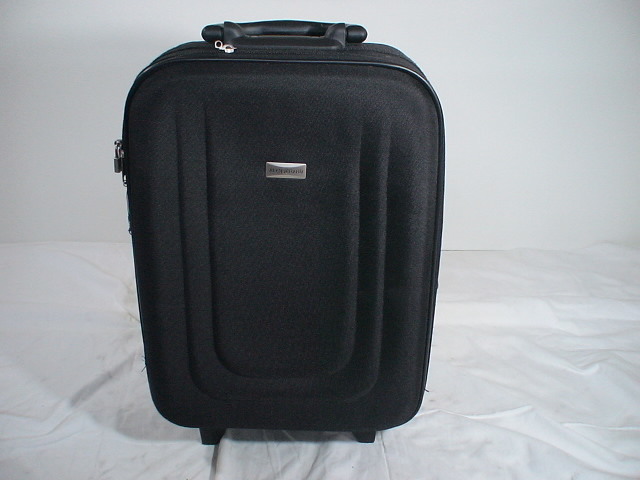 1861　ALENJERARD 黒色　スーツケース　キャリケース　旅行用　ビジネストラベルバック_画像1