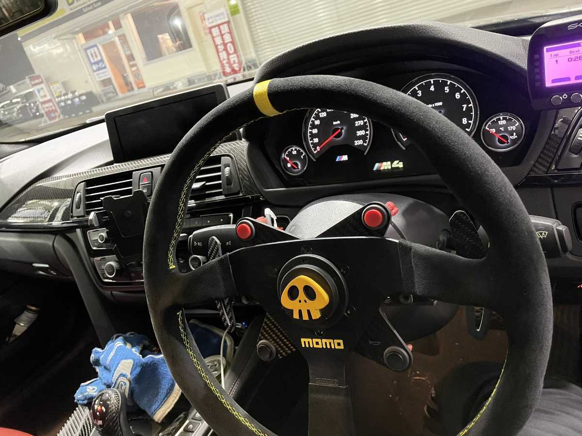 新品 BMW ステアリング ボス F型 M2 M3 M4 3シリーズ 4シリーズ 新品 BMW ステアリング ボス F型 M2 M3 M4 3シリーズ 4シリーズ