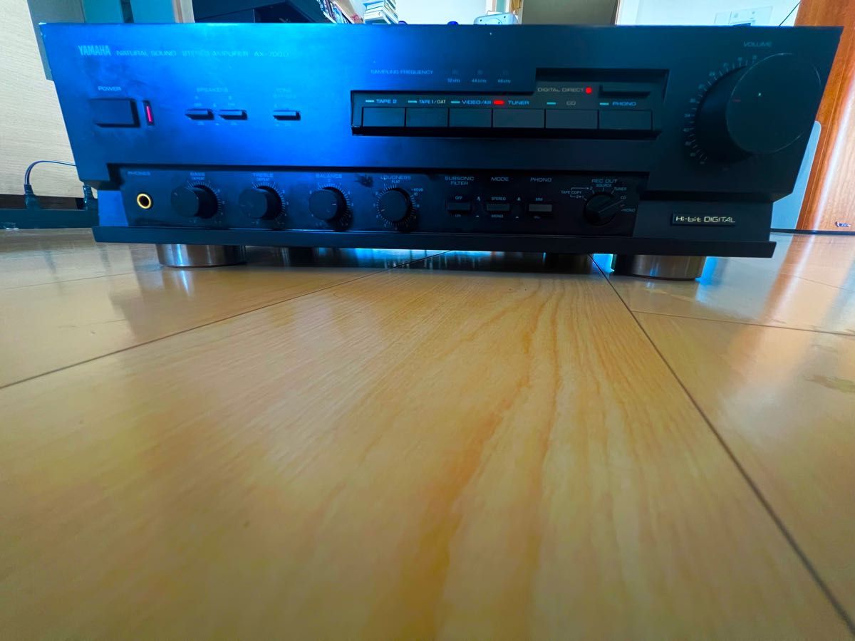 YAMAHA AX-700D 通電確認しかしていませんのでジャンク扱いで出品です-