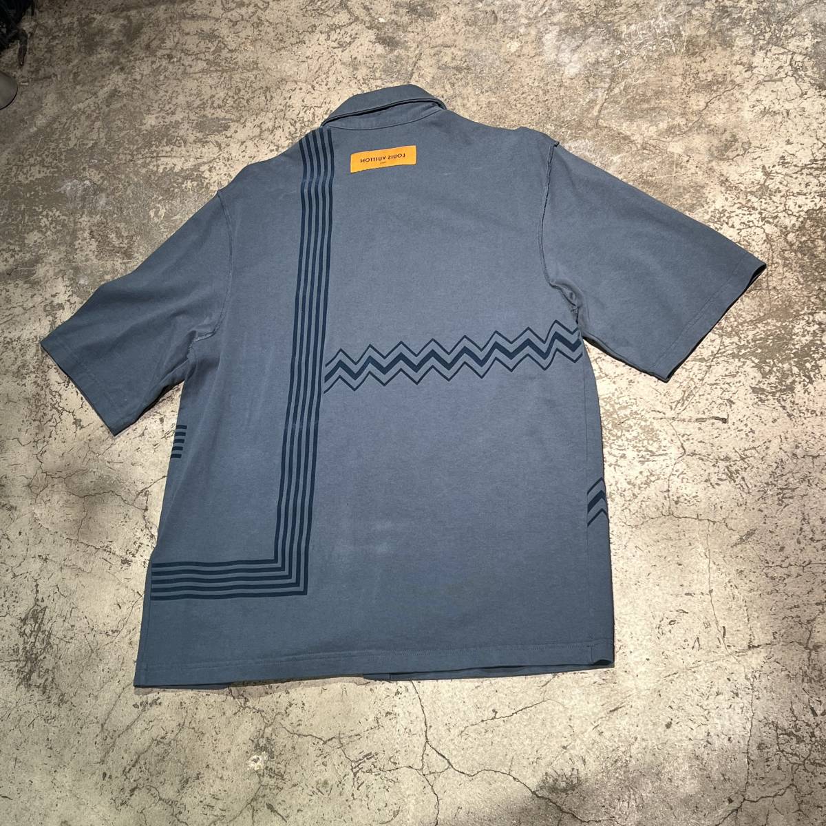 Louis Vuitton ルイヴィトン 国内正規品 22SS RM222Vカラコラム
