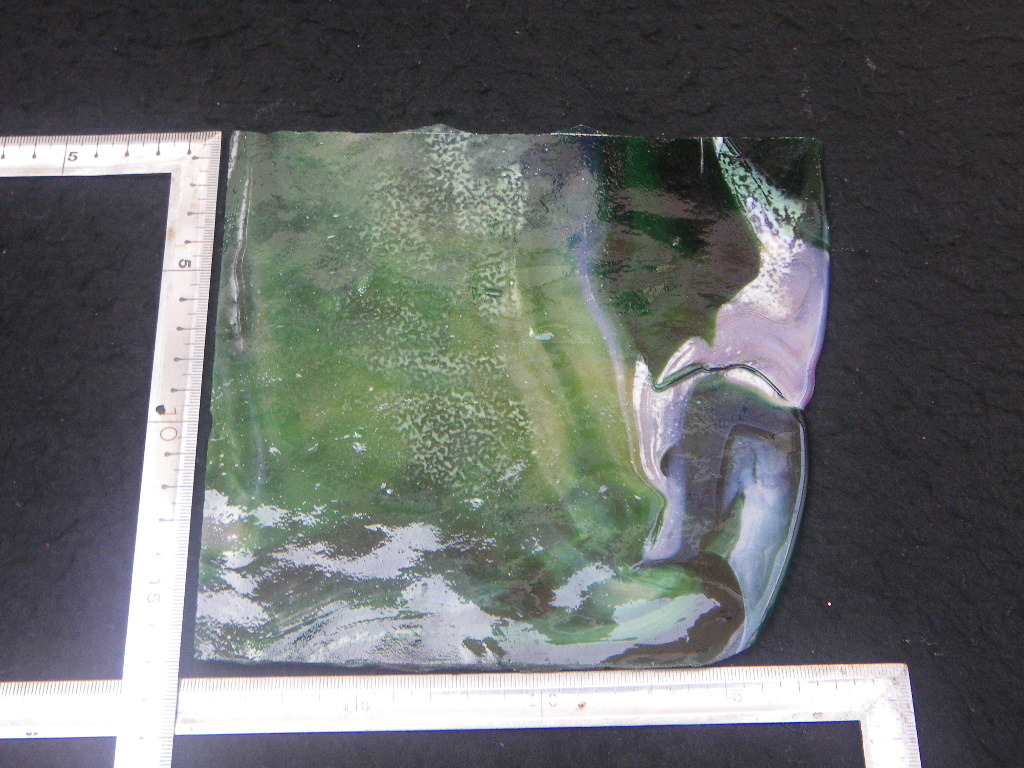  green series edge material using remainder cut . edge edge glass green board glass lighting lamp art stained glass raw materials stained glass part green