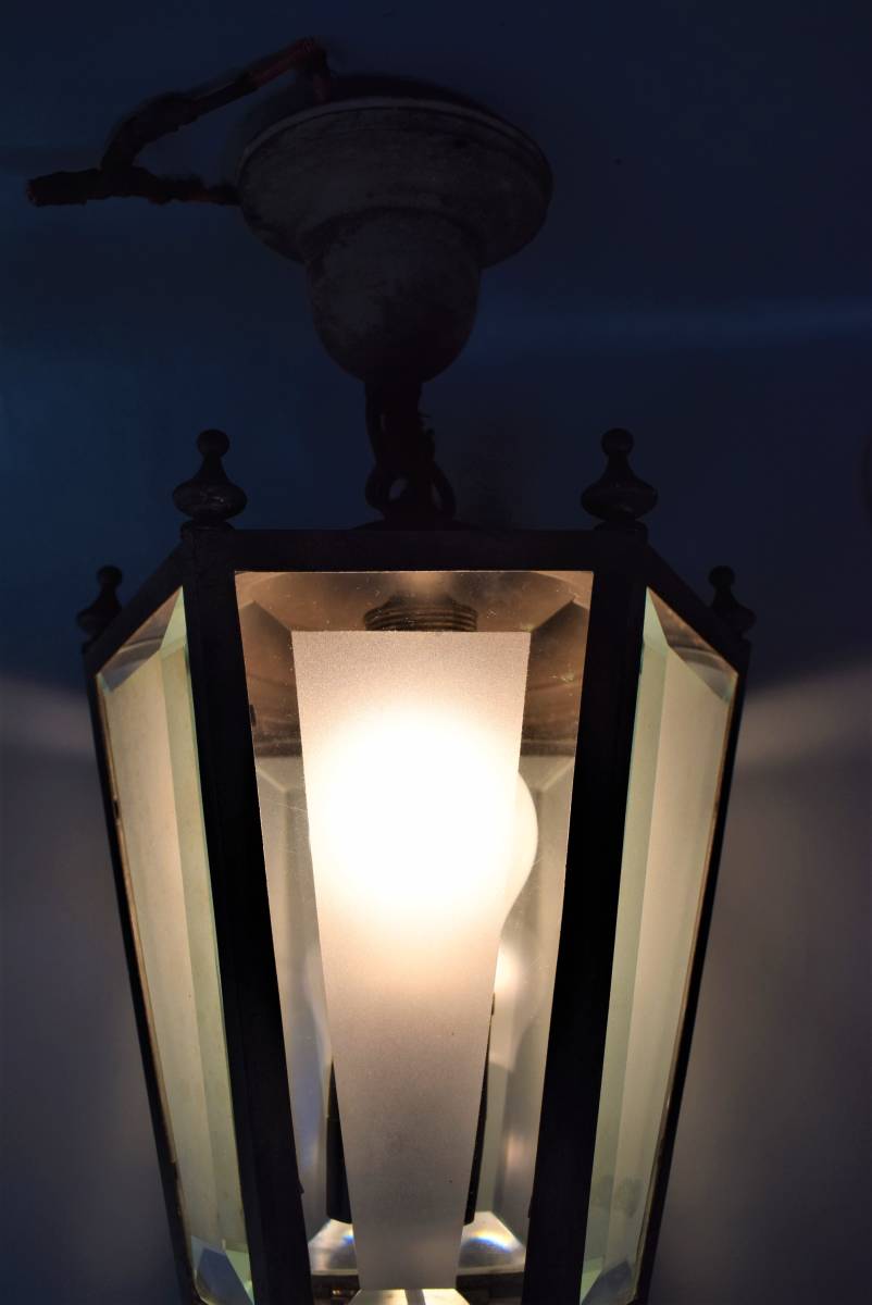 六角　古照明　電傘　電笠　吊下げ　カット硝子　シェード　玄関灯　門灯　インテリアにも　日本製　retrospective Japanese　lamp shade