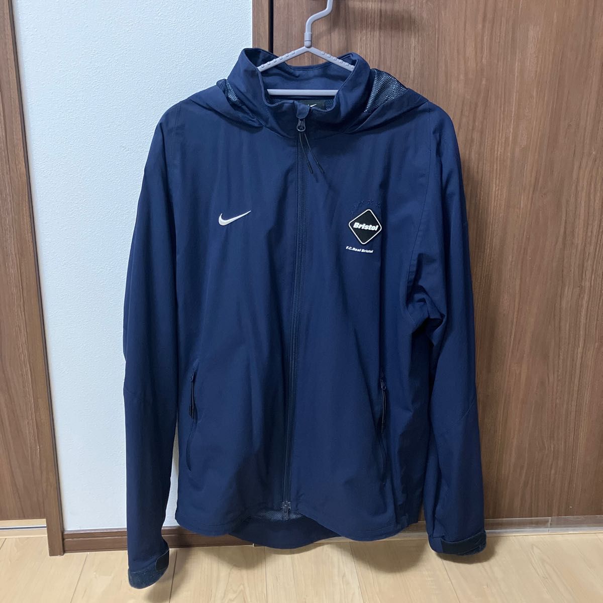 売り切り希望 大幅値下げ可能 FCRBコラボNIKE 15AW STORM-FIT WARM UP