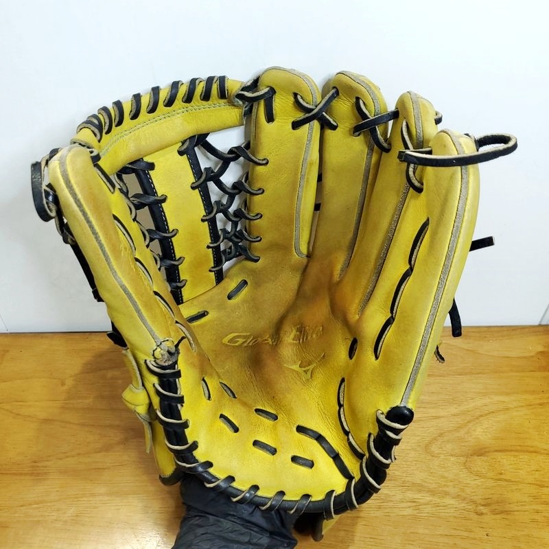 ミズノ グローバルエリート AXIベロ XXX トリプルエックス Mizuno Global Elite 一般用大人サイズ 14 外野用 軟式グローブ