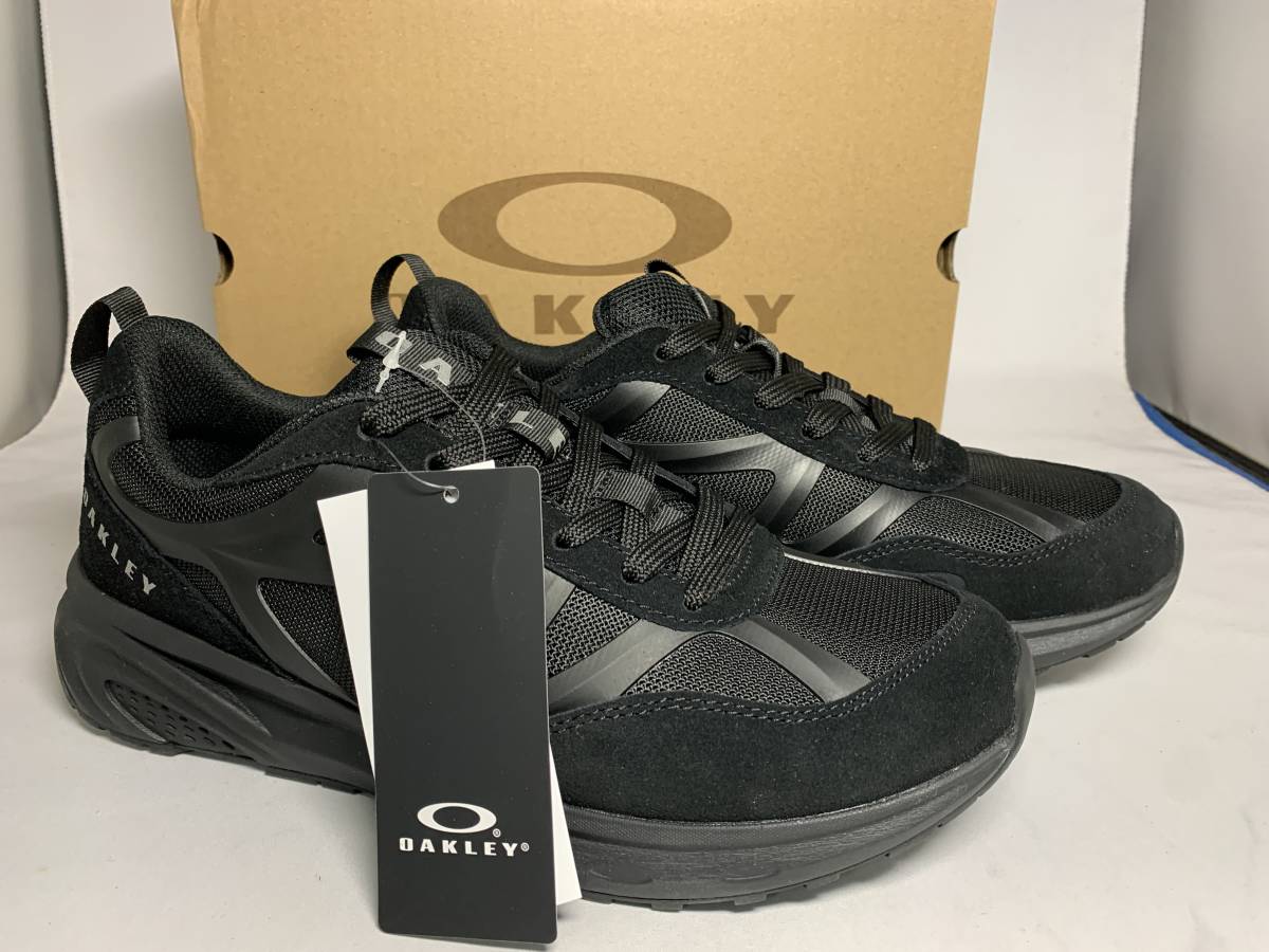 新品》 OAKLEY (オークリー) BULWORTH FOF100429 26 5cm 黒 新品》 OAKLEY (オークリー) BULWORTH FOF100429 26 5cm 黒