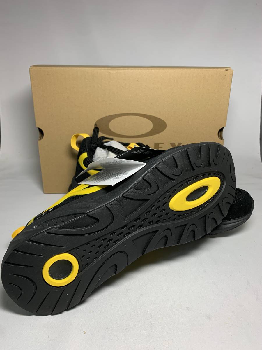 新品》 OAKLEY (オークリー) BULWORTH FOF100429 27cm 黒・黄 ニュー