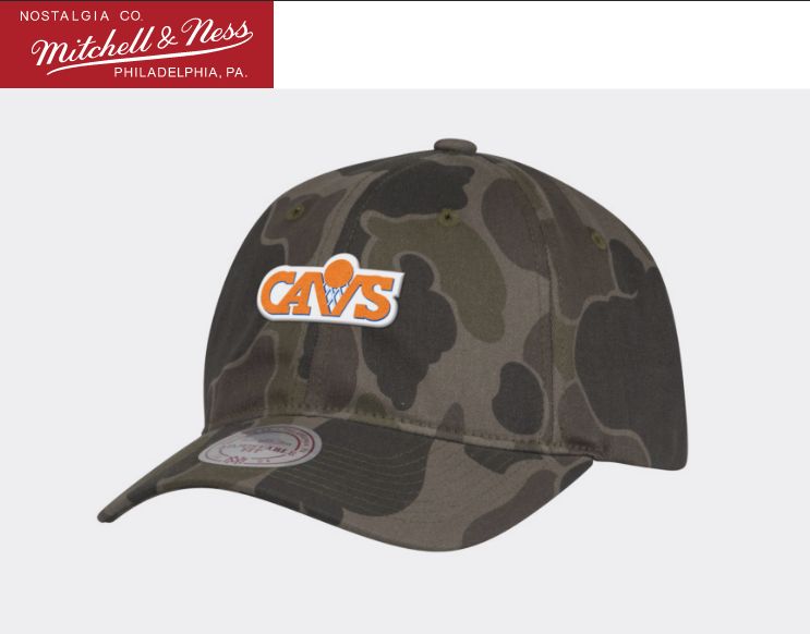 USA正規品 mitchell&ness ミッチェル＆ネス NBA キャバリアーズ Cavs 迷彩 カモフラージュ ストラップバックキャップ ローキャップ_画像1