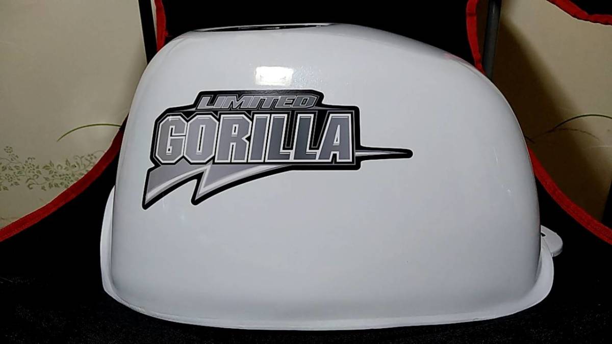 Ｑ型エンヂン オリジナル ゴリラタンクステッカー LIMITED GORILLA リミテッドゴリラ 赤/黒 グレーグラデーション_グレーグラデーションステッカー