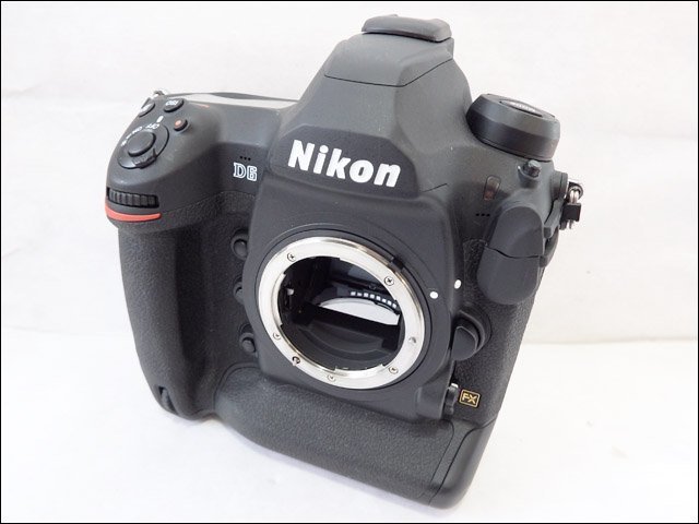 Nikon ニコン◆デジタル一眼レフ/D6◆ボディ/フルサイズ/4K UHD/Wi-Fi・Bluetooth内蔵/GPS対応/CFexpress TypeB 128GB付