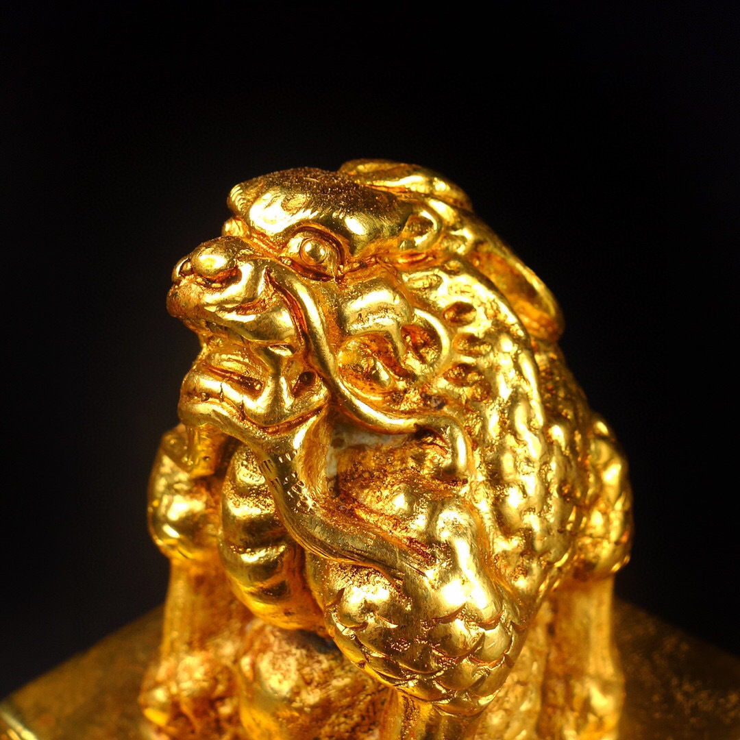 ▽鴻▽ 銅製 塗金 瑞獣印章 置物 古賞物 中国古玩 中国 ▽鴻▽ 銅製 塗金 瑞獣印章 置物 古賞物 中国古玩 中国