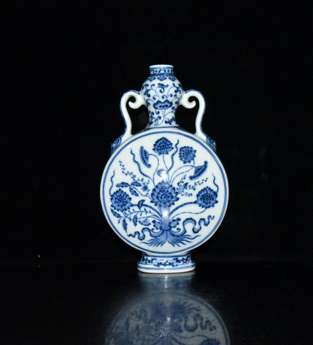 ▽鴻▽ 清 乾隆年製款 古陶瓷品 青花 一束蓮紋 如意雙耳扁瓶 置物 古賞
