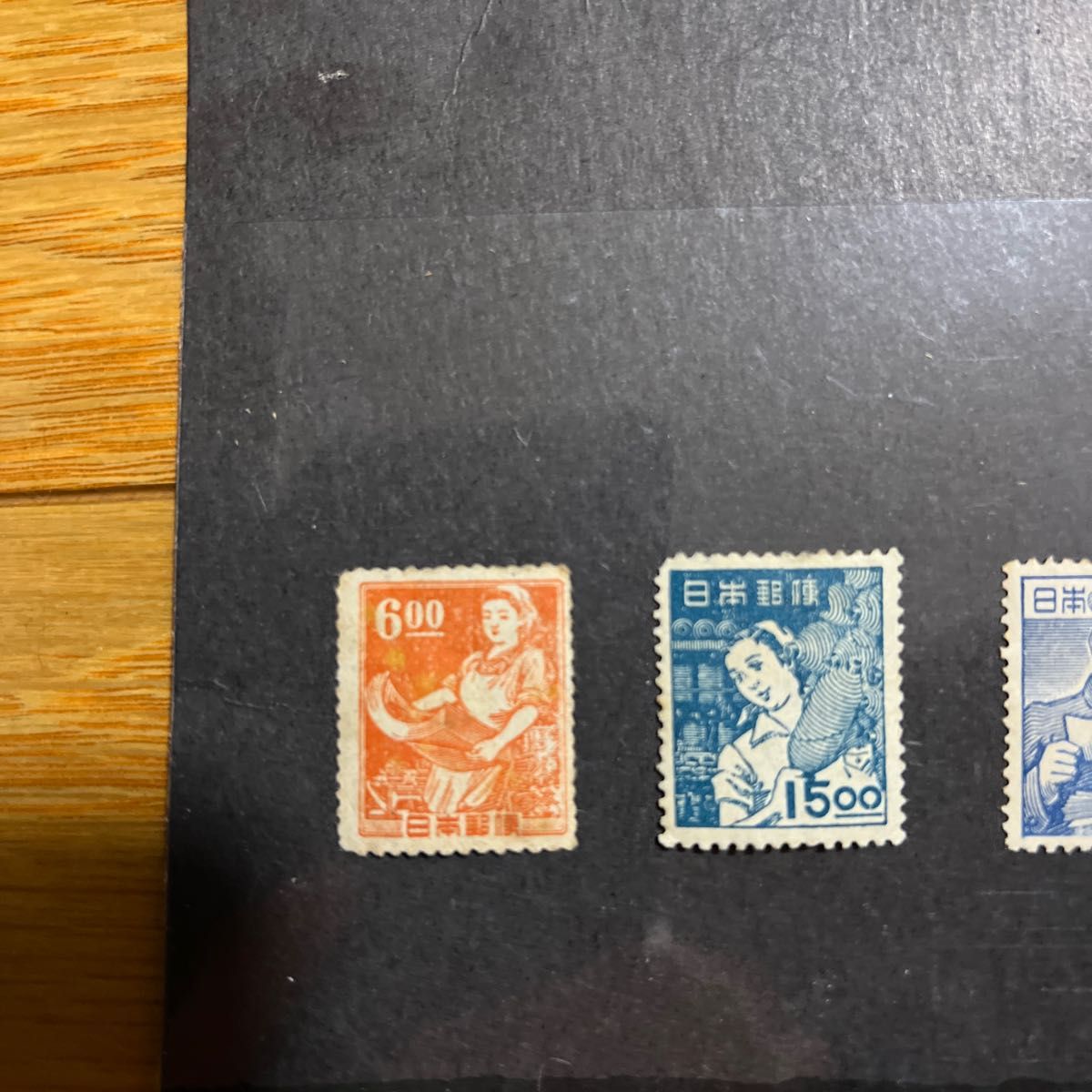 産業図案切手。4種。未使用