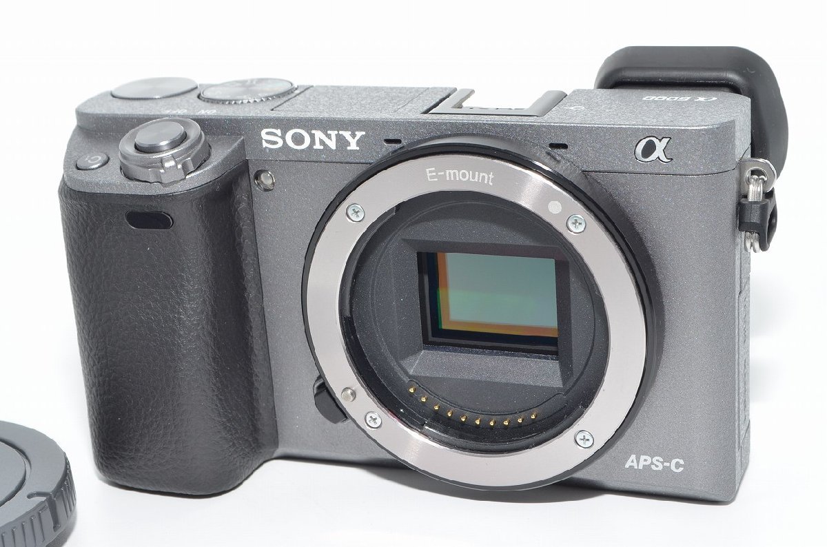 ☆新品級☆ SONY ソニー ミラーレス一眼 α6000 ボディ ☆新品級☆ SONY ソニー ミラーレス一眼 α6000 ボディ