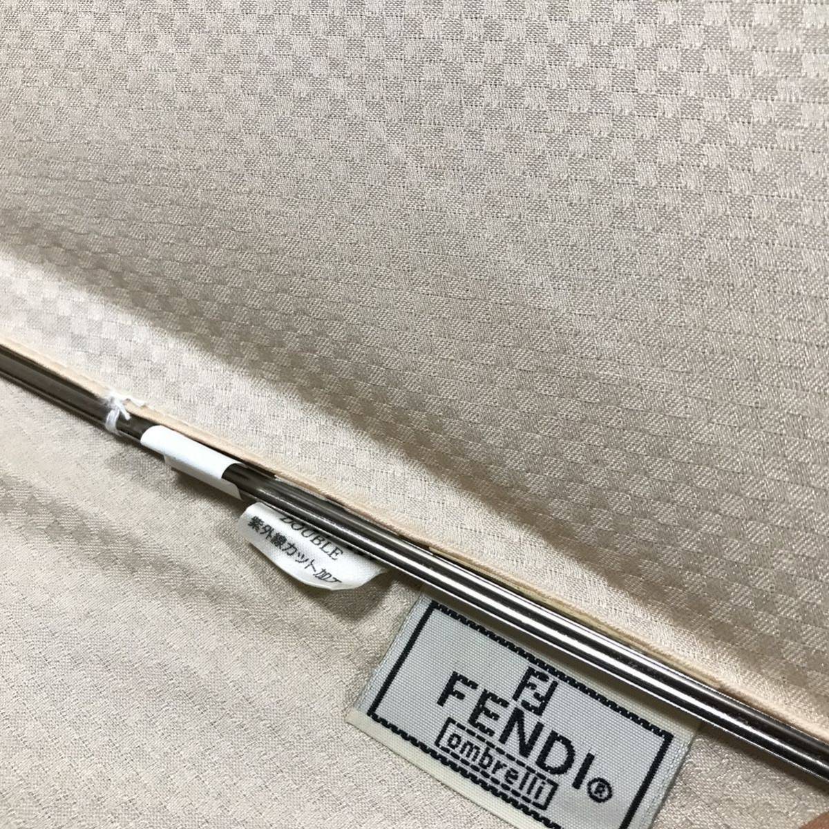 【フェンディ】本物 FENDI 傘 ロゴモチーフ 全長83cm 雨傘 雨具 アンブレラ 長傘 メンズ レディース_画像10